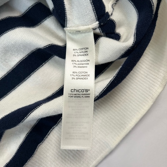 Weekends by Chico’s Zip Up Jacket w/ Hood and 3/4 Sleeves - smokey blue, size 8 - Picture 5 of 11